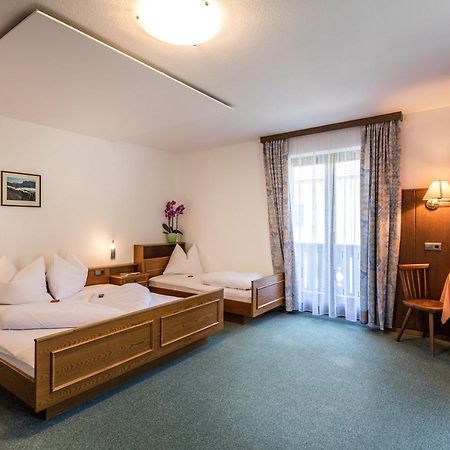 Hotel Linde 克拉博 外观 照片