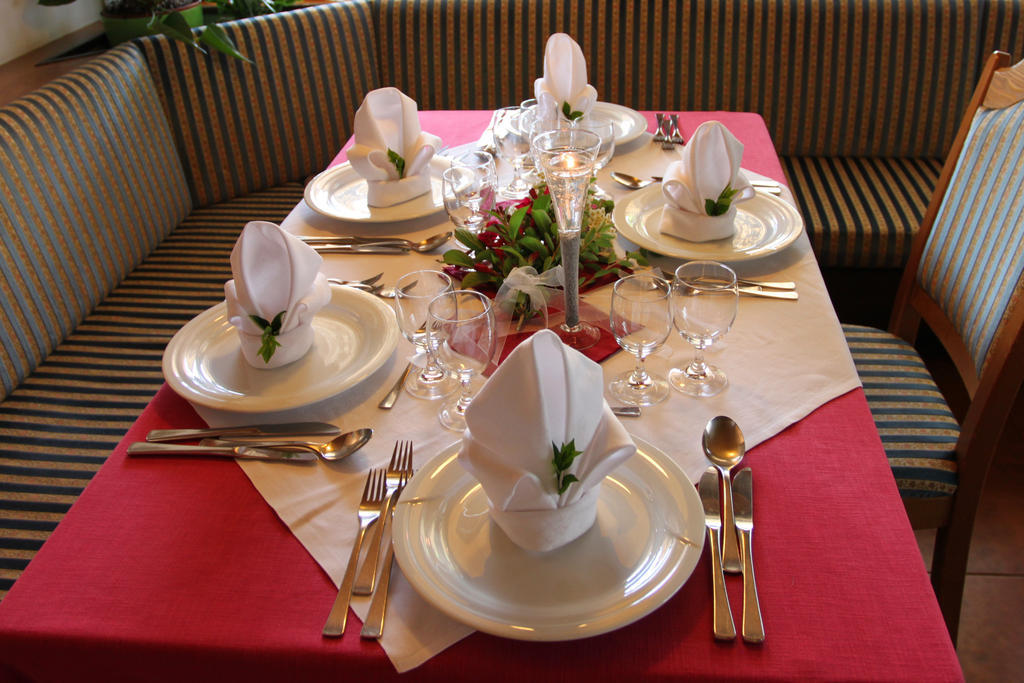 Hotel Linde 克拉博 外观 照片